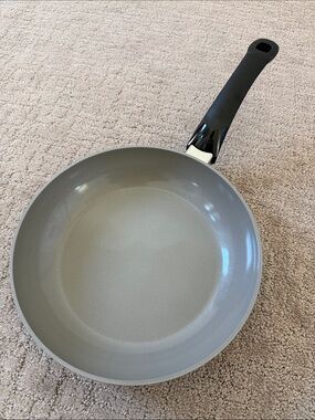 Fissler Ceratal Classic Frying Pan in Warm Grey with Black Handle